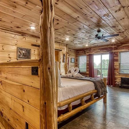 The Log Castle~Stunning Mountain Views~Hot Tub Βίλα Sevierville Εξωτερικό φωτογραφία